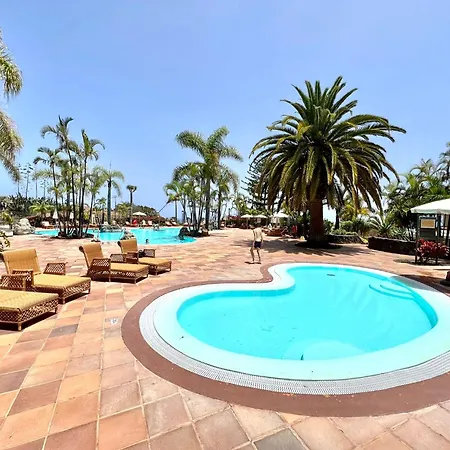 Amazing Views To The Sea With Pool Appartement