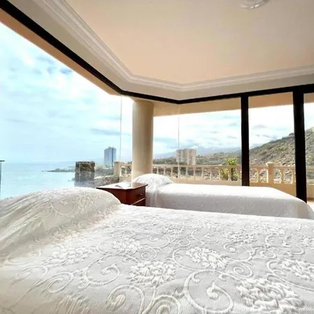 Amazing Views To The Sea With Pool Appartement