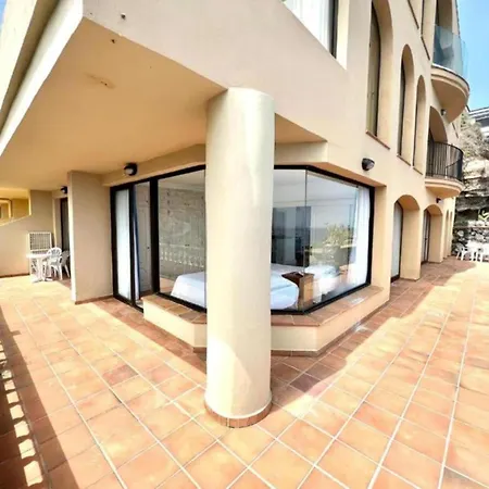 Amazing Views To The Sea With Pool
