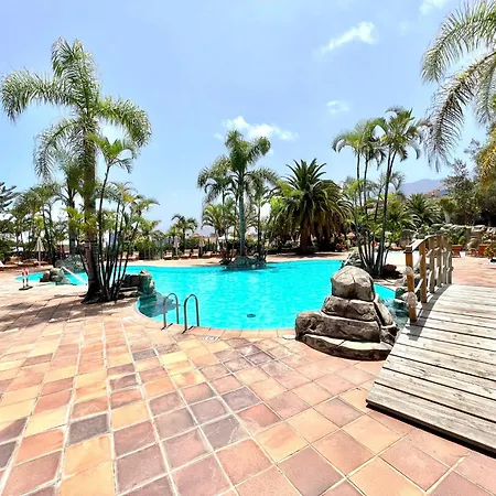 Amazing Views To The Sea With Pool Appartamento